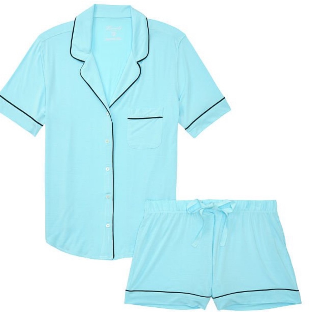 Victoria’s Secret PJ set
